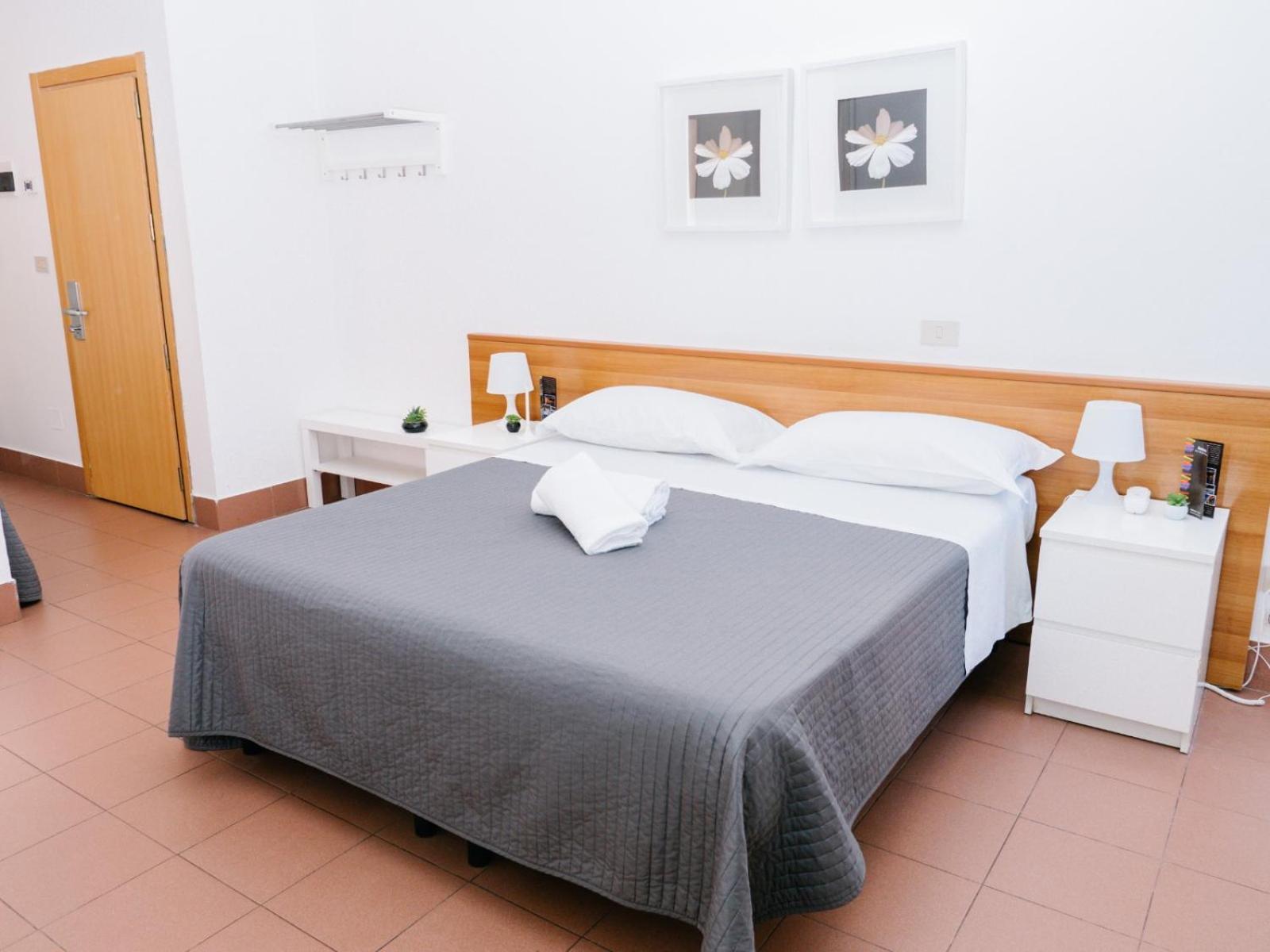 Hotel Antagos Montesilvano Bagian luar foto